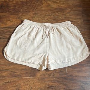 Tan/Cream Shorts